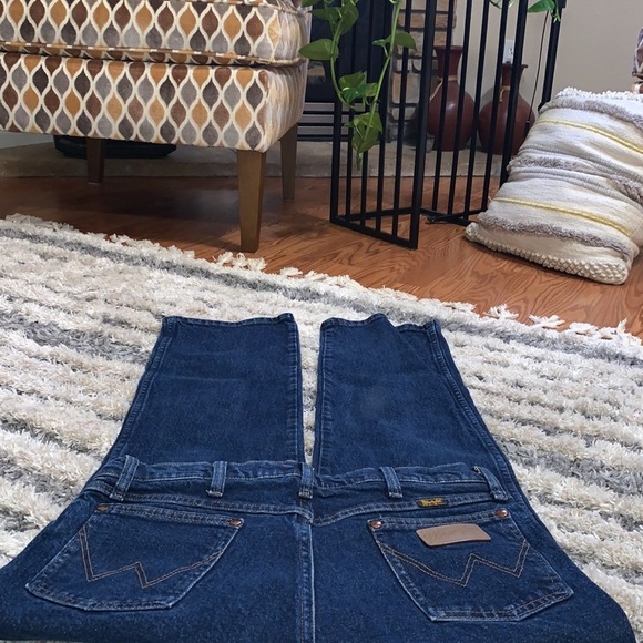 Wrangler Jeans - Picture 4 of 9